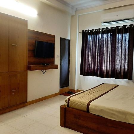 Hotel Elegant, Near Mansarovar, Jaipur Eksteriør billede